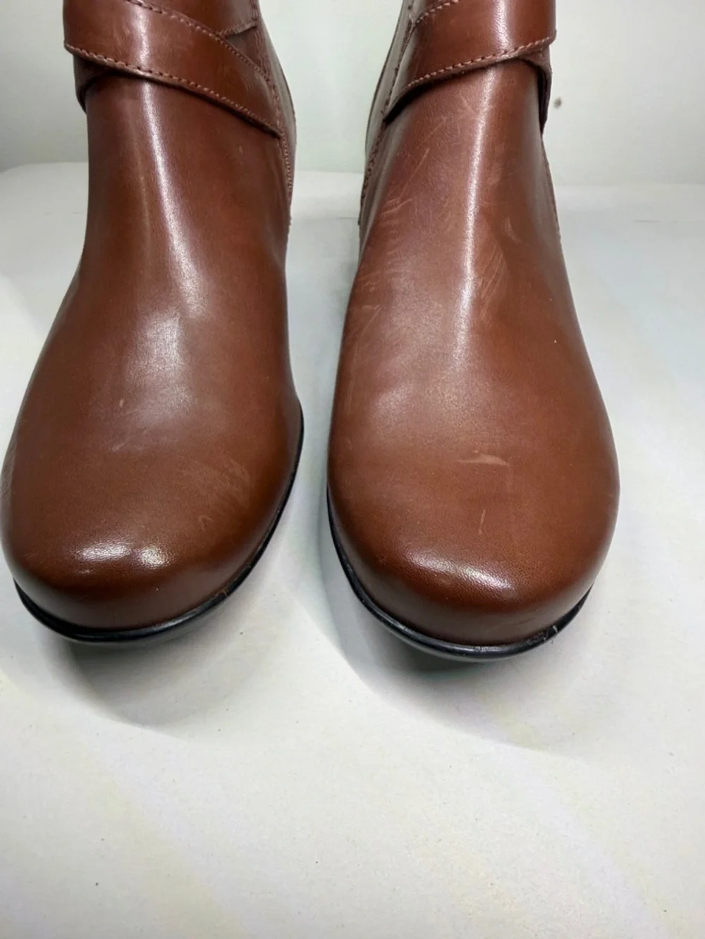 Women's Brown Leather Ankle Boots with Buckle Detail‎